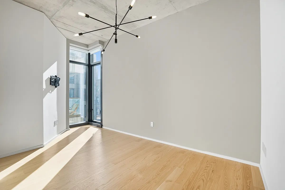 98 Front Street, Unit 8S Brooklyn, NY 11201 - Photo 1 of 9 Photo 1