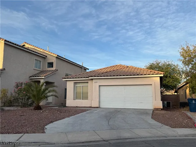 $1,950 | 5817 Golden Wing Street, Las Vegas, NV 89113