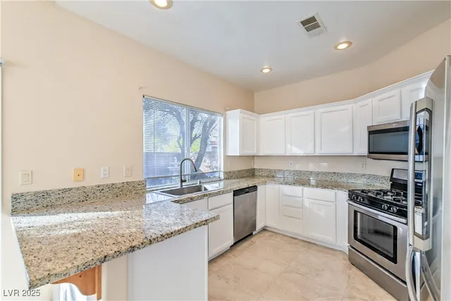 $1,950 | 5817 Golden Wing Street, Las Vegas, NV 89113