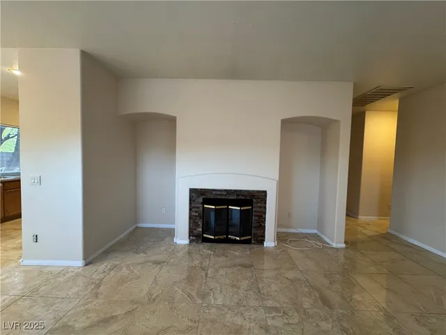 $1,950 | 5817 Golden Wing Street, Las Vegas, NV 89113