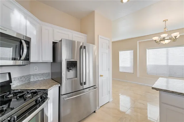 $1,950 | 5817 Golden Wing Street, Las Vegas, NV 89113