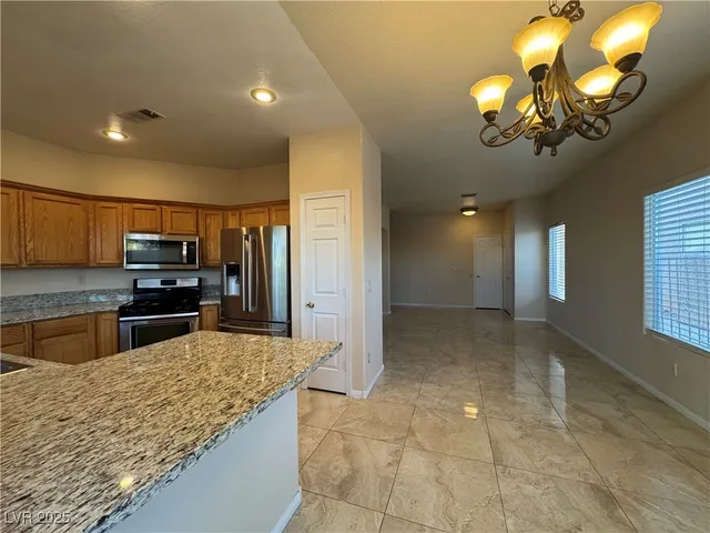 $1,950 | 5817 Golden Wing Street, Las Vegas, NV 89113