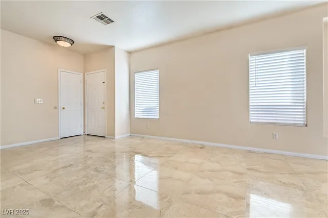 $1,950 | 5817 Golden Wing Street, Las Vegas, NV 89113