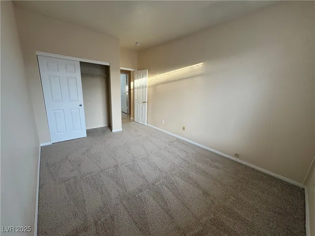 $1,950 | 5817 Golden Wing Street, Las Vegas, NV 89113