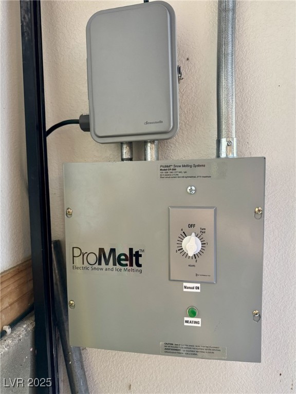 370 Alpine Way Mount Charleston, NV 89124 - Photo 48 of 79 ProMelt heated driveway/staircase.