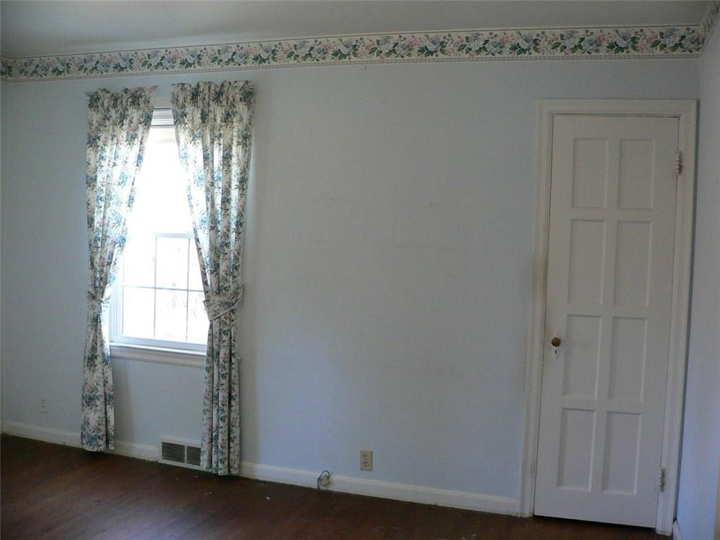7012 Warwick Road Indianapolis, IN 46220 - Photo 12 of 38 Gallery Image 12