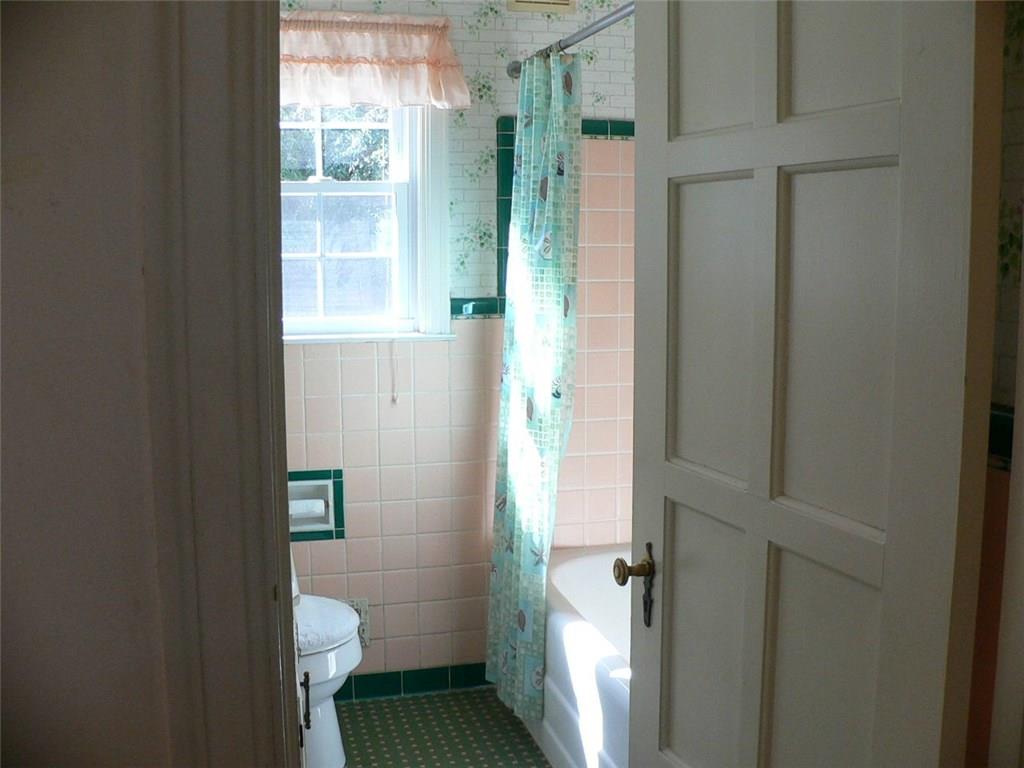 7012 Warwick Road Indianapolis, IN 46220 - Photo 14 of 38 Gallery Image 14