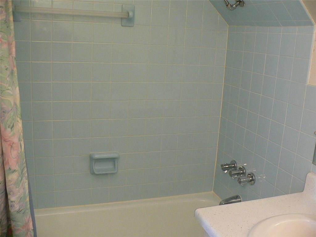 7012 Warwick Road Indianapolis, IN 46220 - Photo 28 of 38 Gallery Image 28
