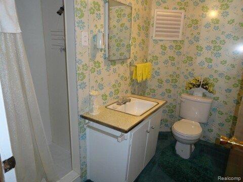 532 Rewold Drive Rochester, MI 48307 - Photo 18 of 25 DSC02604.jpg