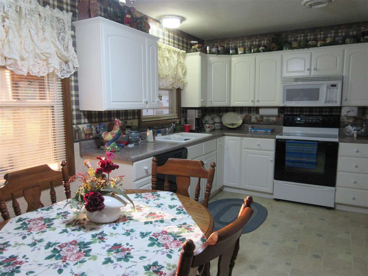 791 Coxton Road Bedford, IN 47421 - Photo 12 of 20 Gallery Image 12