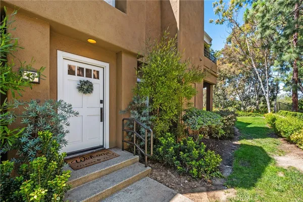 $4,100 | 43 Auburn Aisle, Irvine, CA 92612