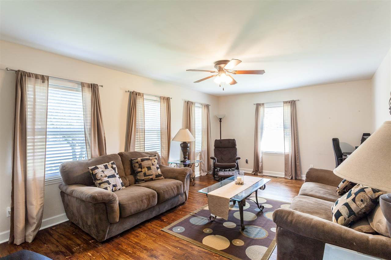 7732 Rock Quarry Road Raleigh, NC 27610 - Photo 6 of 11 Flex Room