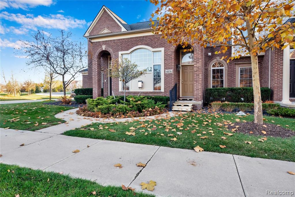 45562 South Stonewood Road, Unit 165 Canton, MI 48187 - Photo 4 of 30