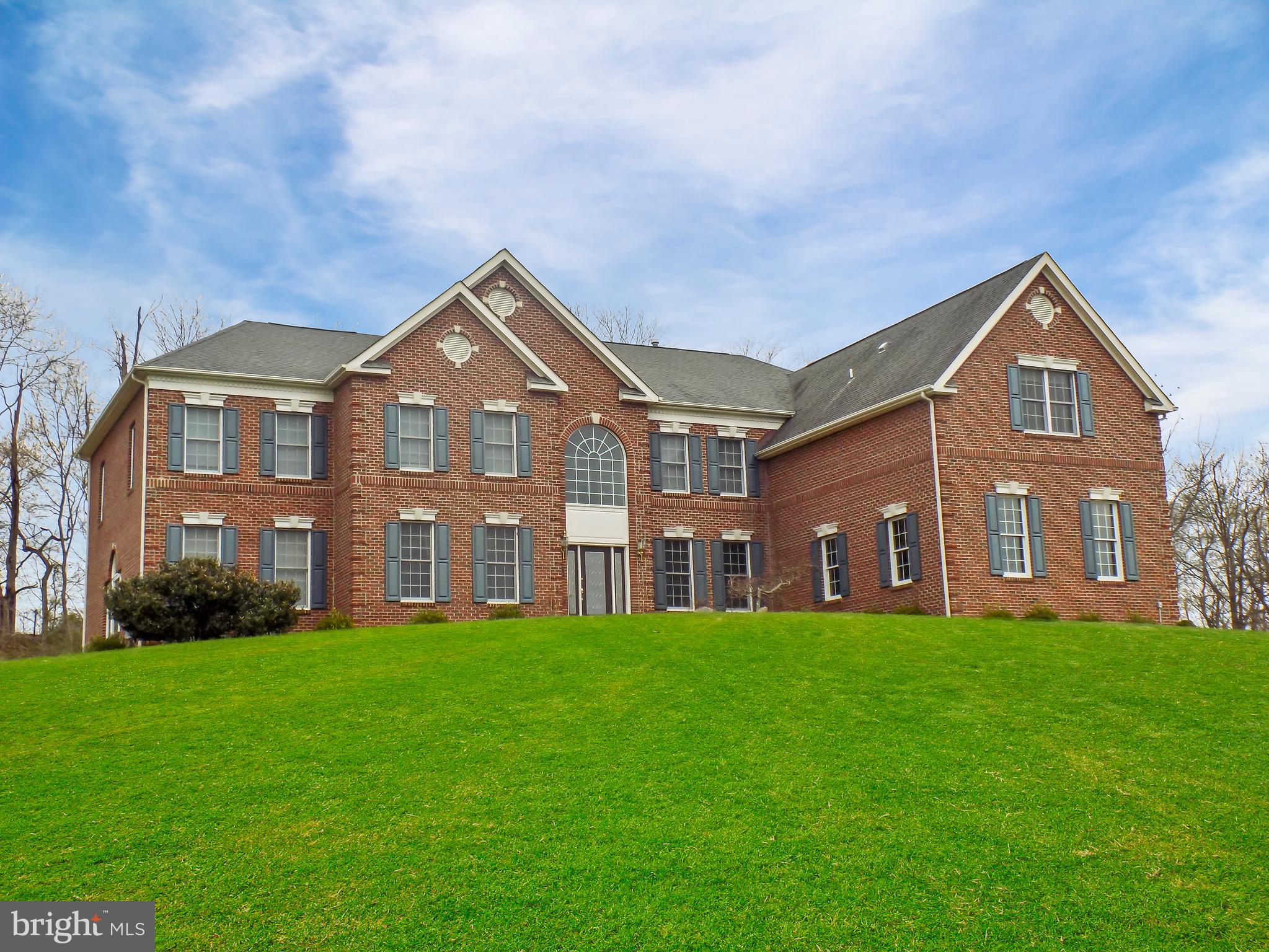 18032 Dry Mill Road Leesburg, VA 20175 - Photo 1 of 32 Gallery Image 1