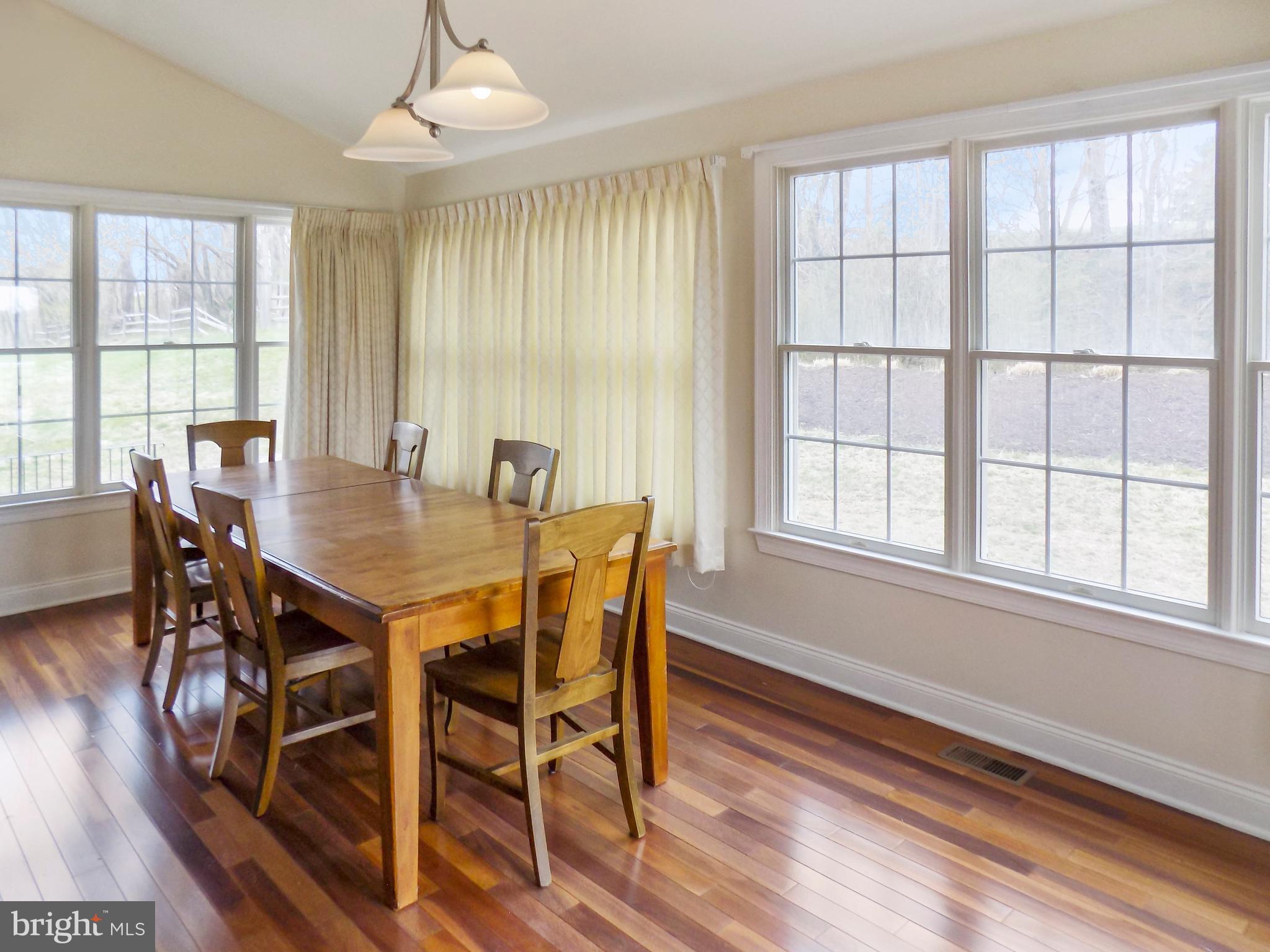 18032 Dry Mill Road Leesburg, VA 20175 - Photo 16 of 32 Gallery Image 16