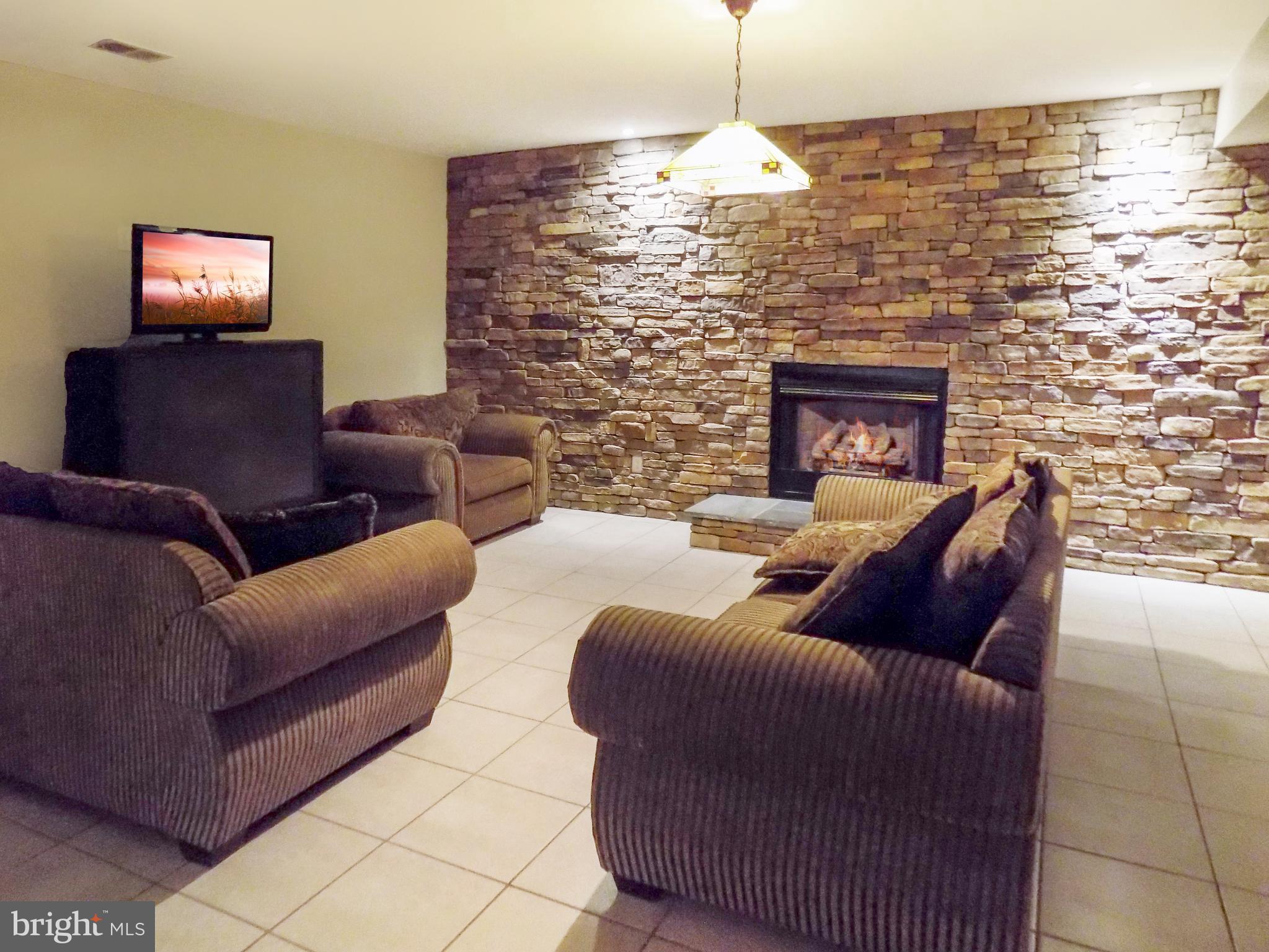 18032 Dry Mill Road Leesburg, VA 20175 - Photo 25 of 32 Gallery Image 25
