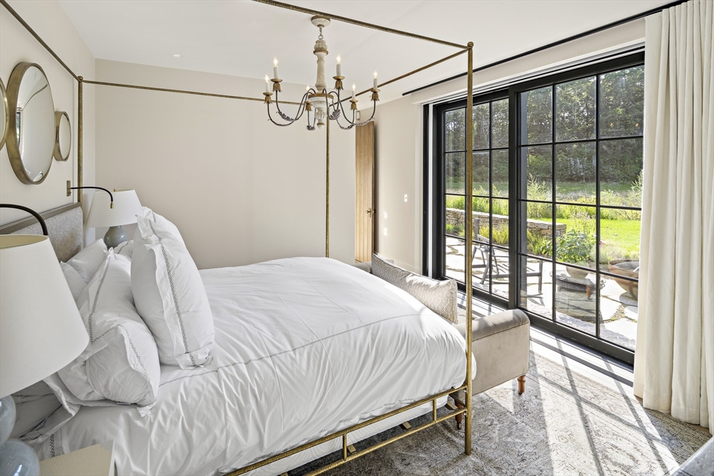 8 Silver Hill Road Lincoln, MA 01773 - Photo 13 of 31