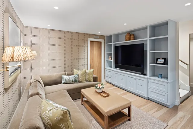 $3,350,000 | 8 Silver Hill Road, Lincoln, MA 01773