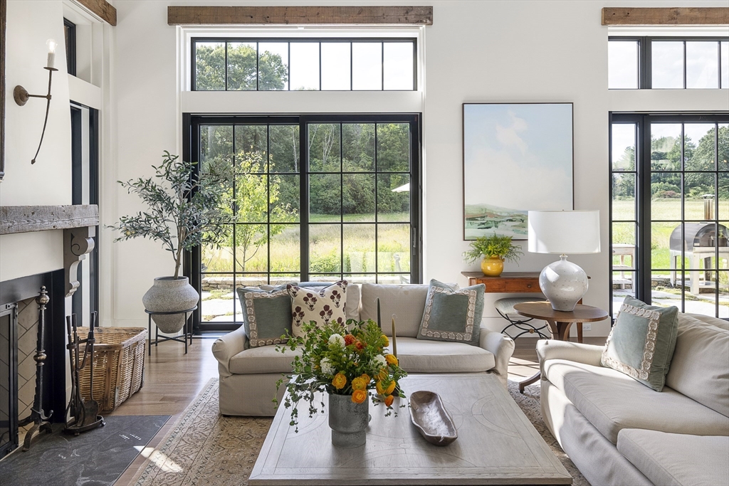 8 Silver Hill Road Lincoln, MA 01773 - Photo 6 of 31