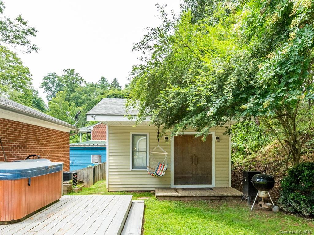 42 Royal Oaks Road Arden, NC 28704 - Photo 21 of 30 Gallery Image 21