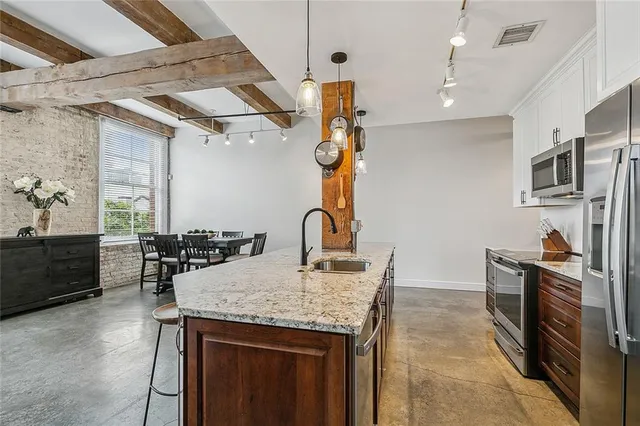 $4,200 | 825 Lafayette Street, Unit 4, New Orleans, LA 70113