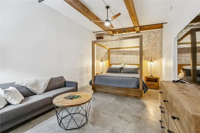 $4,200 | 825 Lafayette Street, Unit 4, New Orleans, LA 70113