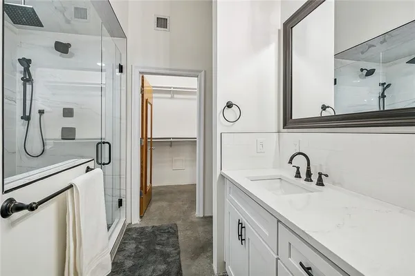 $4,075 | 825 Lafayette Street, Unit 4, New Orleans, LA 70113