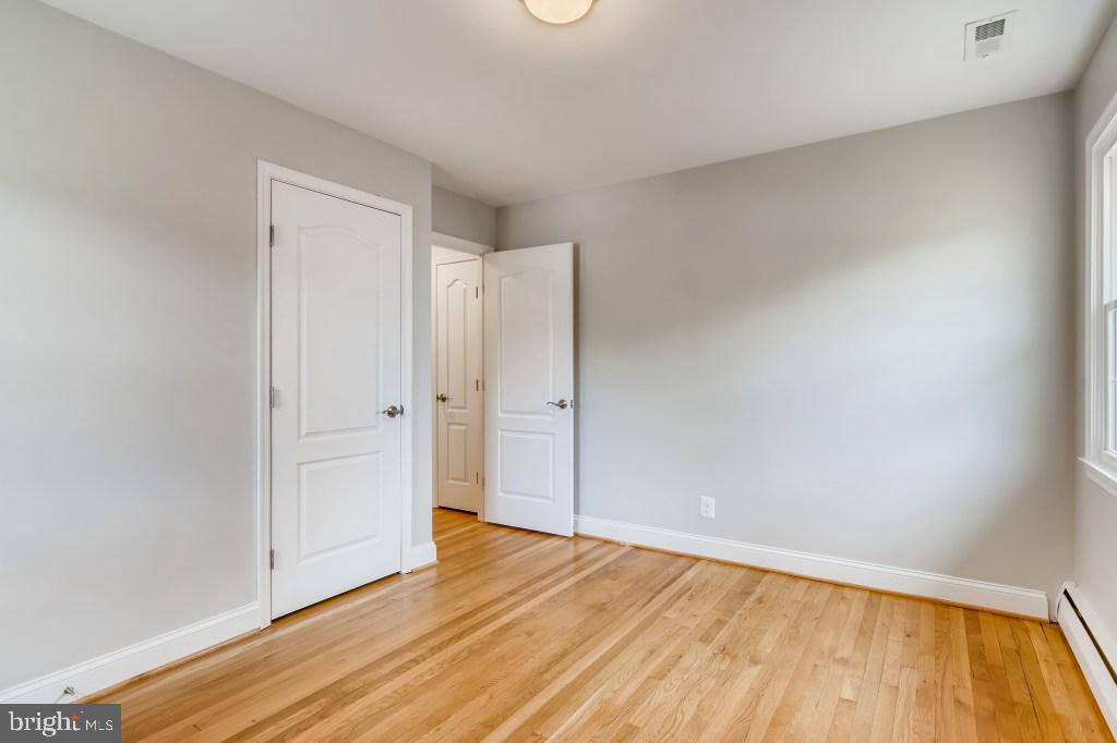 907 Sibley Road Baltimore, MD 21286 - Photo 16 of 36 3rd Bedroom