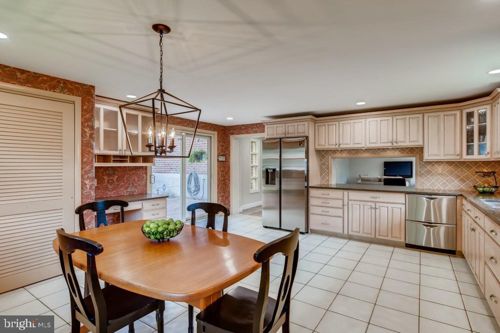 907 Sibley Road Baltimore, MD 21286 - Photo 23 of 36 Kitchen