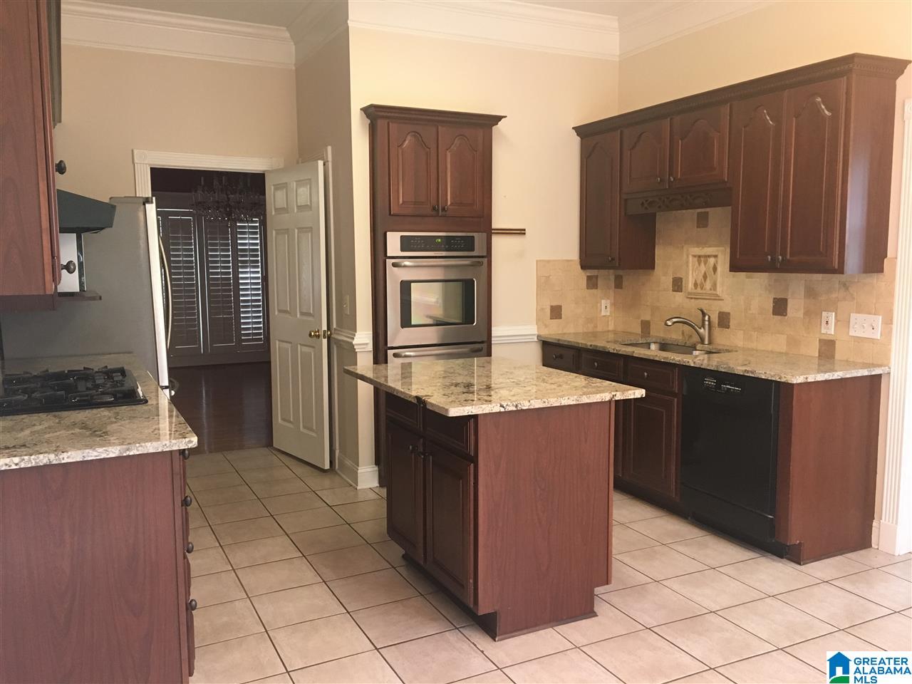 116 Shades Crest Road Birmingham, AL 35226 - Photo 8 of 41