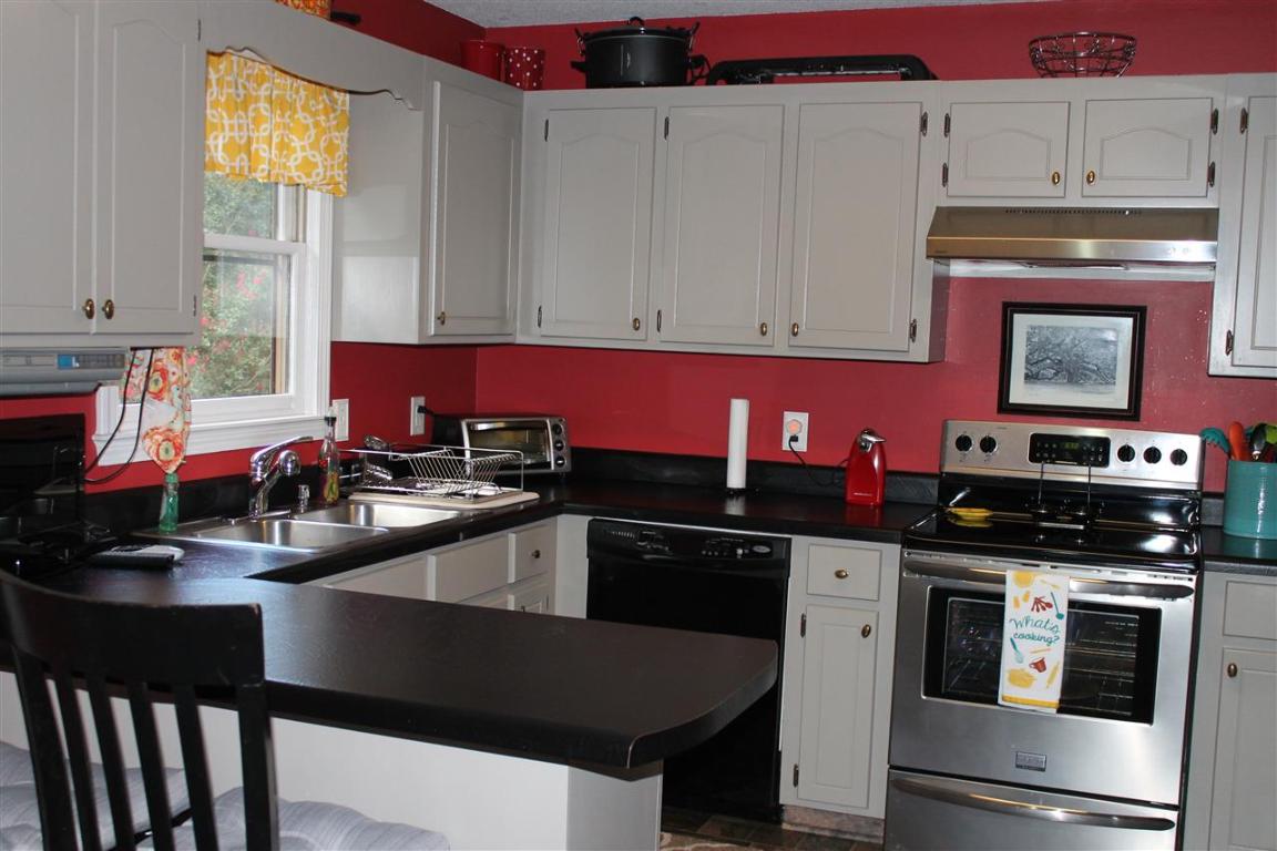 2032 Quail Ridge Road Anderson, SC 29625 - Photo 4 of 20