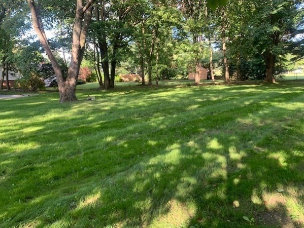 61 Gregory Road Framingham, MA 01701 - Photo 28 of 35