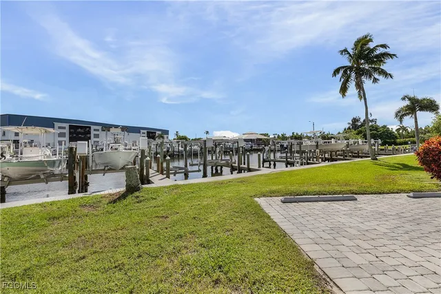 $459,000 | 16641 Stringfellow Road, Unit 502, Bokeelia, FL 33922