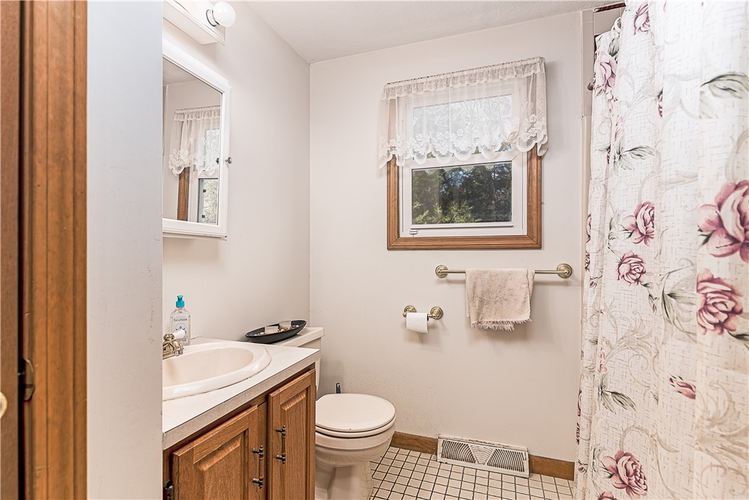 225 Hazard Road West Greenwich, RI 02817 - Photo 11 of 36