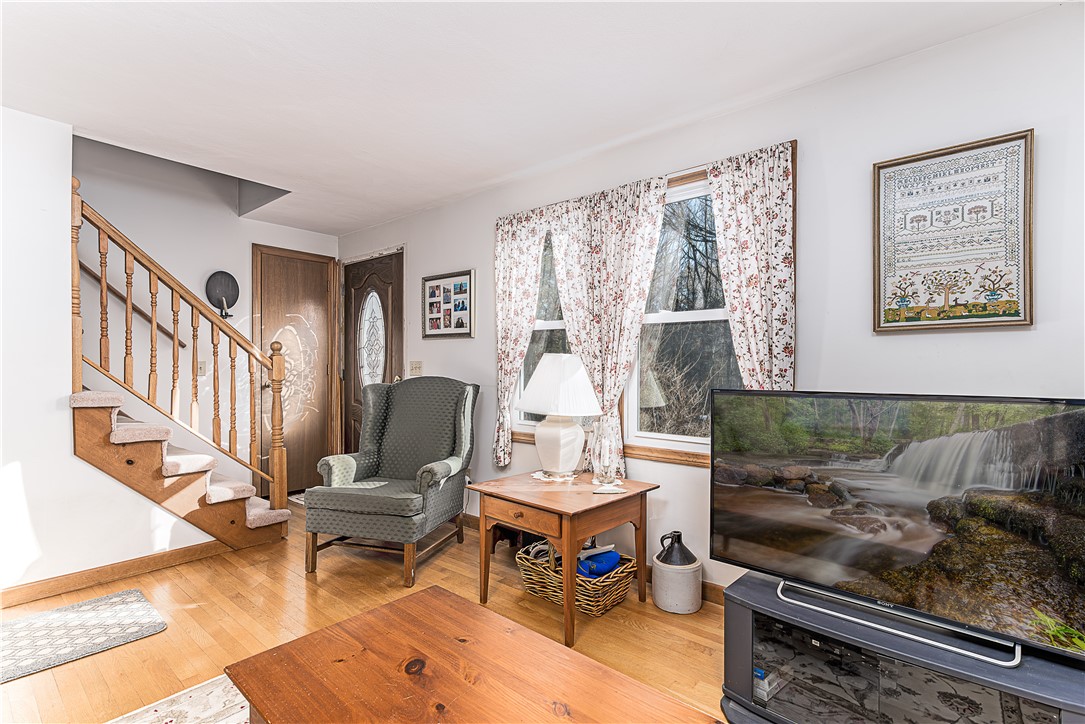 225 Hazard Road West Greenwich, RI 02817 - Photo 7 of 36