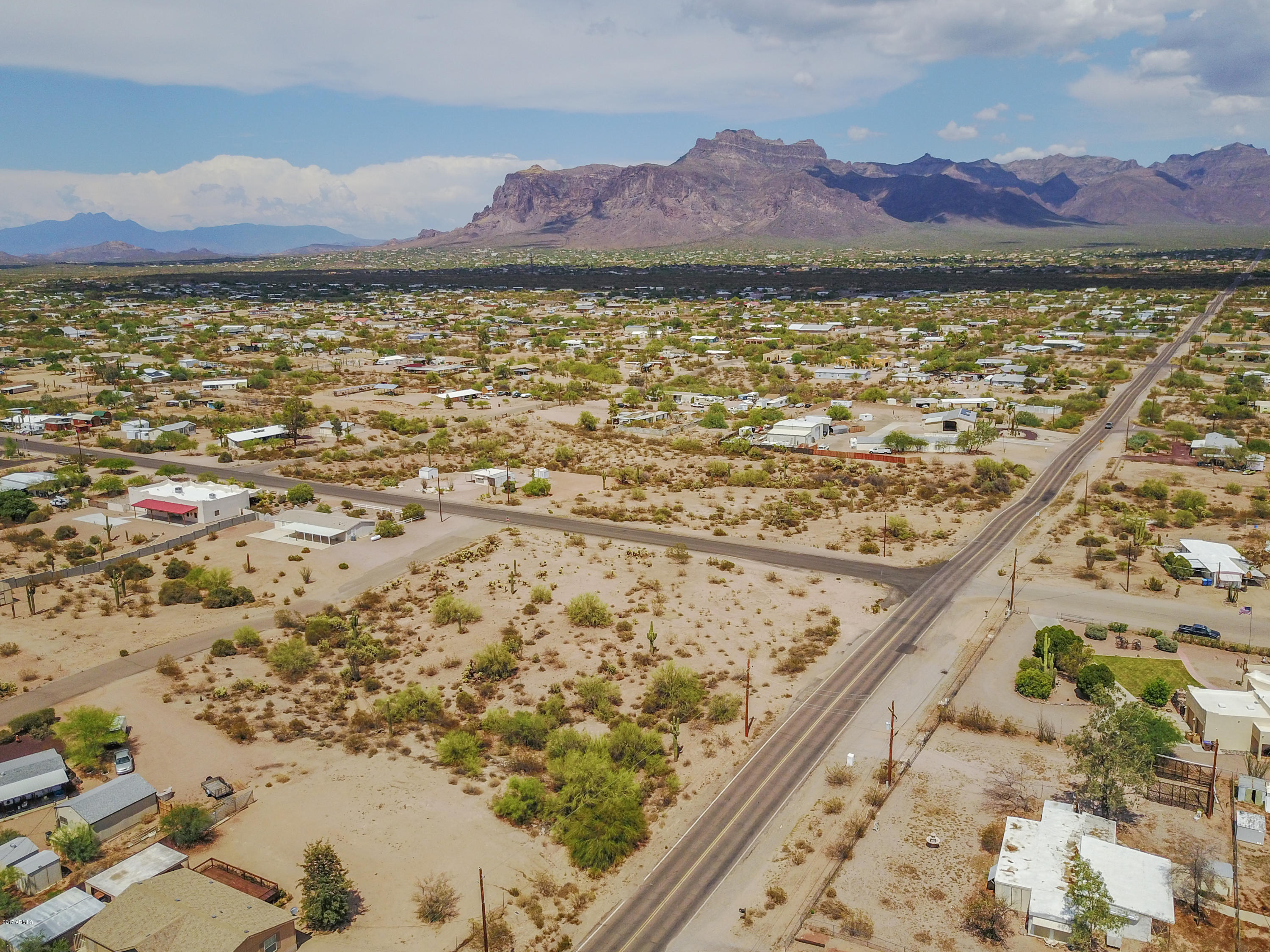 700 South Wickiup Road Apache Junction, AZ 85119 - Photo 2 of 14 700 S Wickiup Rd