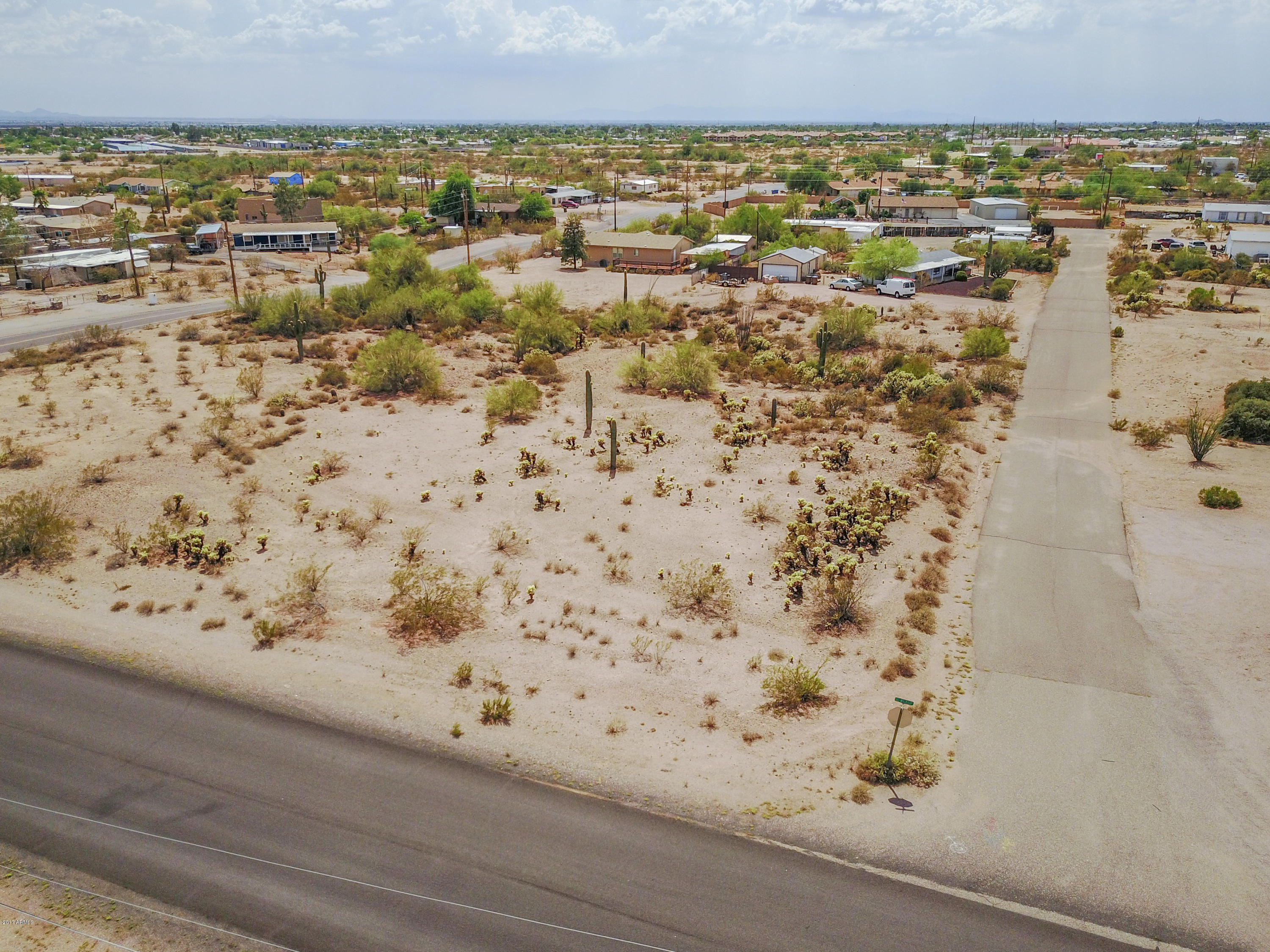 700 South Wickiup Road Apache Junction, AZ 85119 - Photo 3 of 14 700 S Wickiup Rd