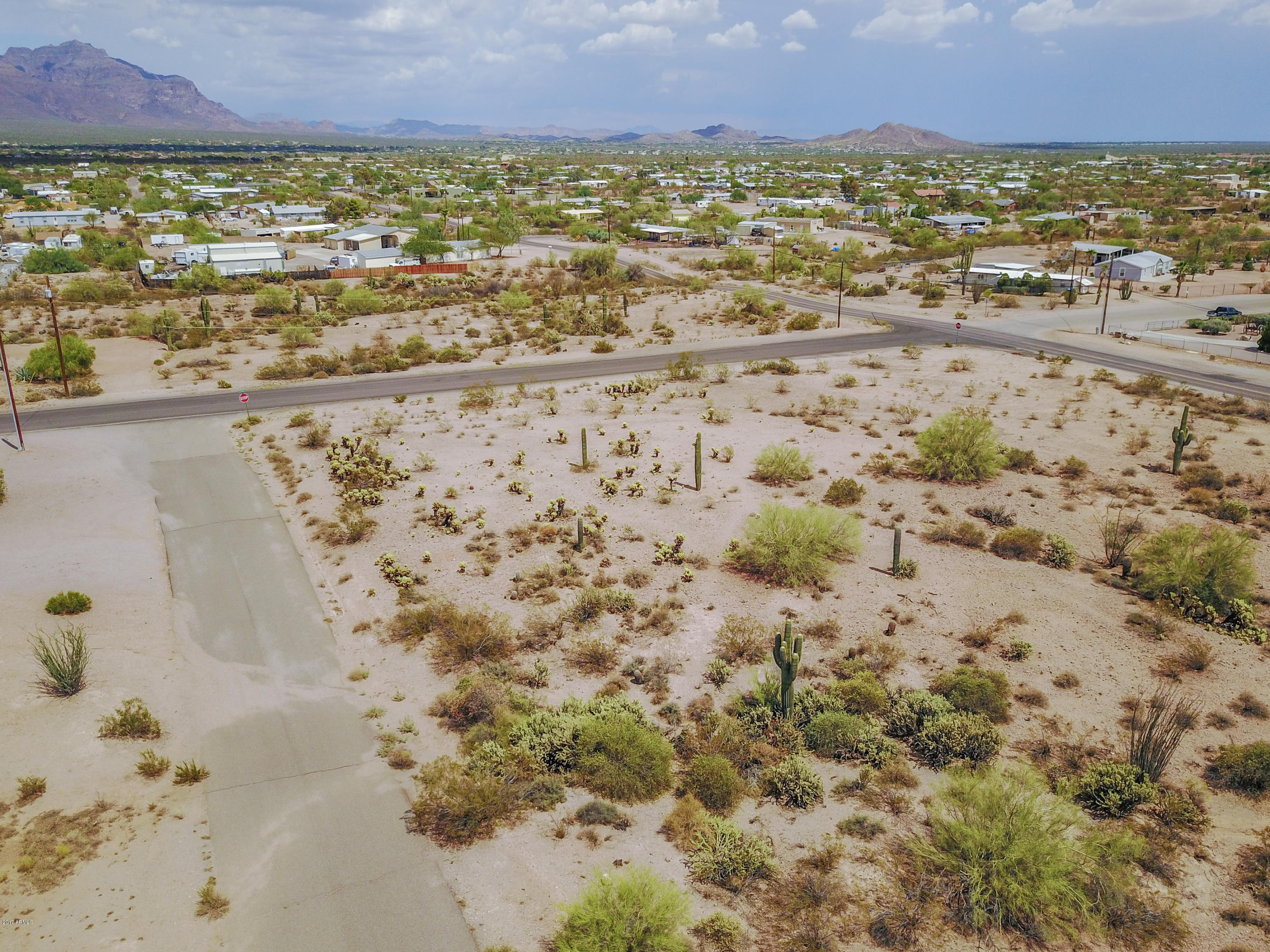 700 South Wickiup Road Apache Junction, AZ 85119 - Photo 8 of 14 700 S Wickiup Rd