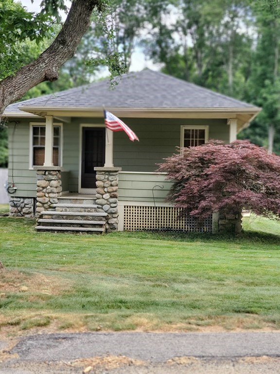 15 Slab Bridge Road, MA 02702 Compass