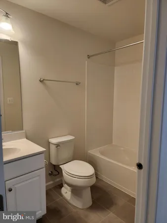 $3,500 | 25020 Cambridge Hill Terrace, Chantilly, VA 20152