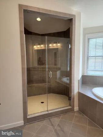 $3,500 | 25020 Cambridge Hill Terrace, Chantilly, VA 20152