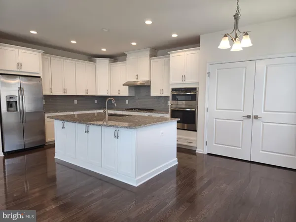 $3,500 | 25020 Cambridge Hill Terrace, Chantilly, VA 20152