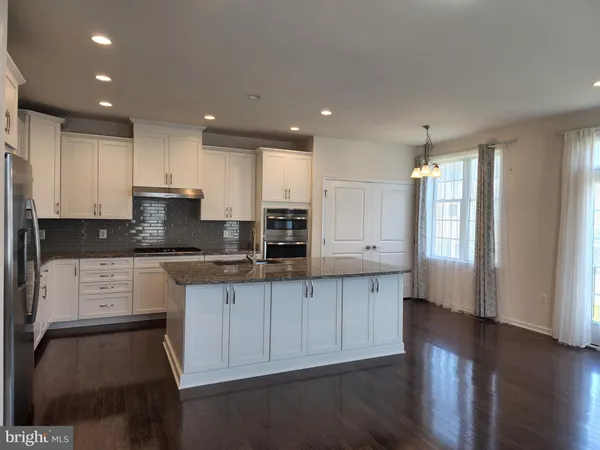 $3,500 | 25020 Cambridge Hill Terrace, Chantilly, VA 20152