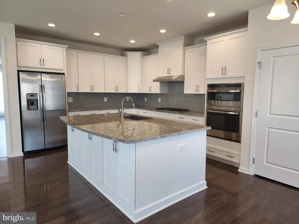 $3,500 | 25020 Cambridge Hill Terrace, Chantilly, VA 20152