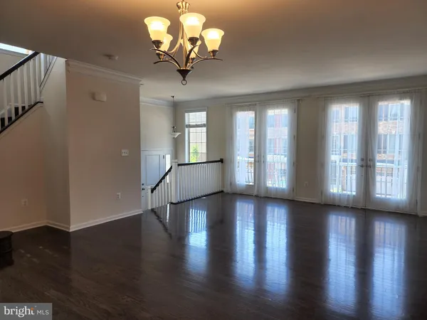 $3,500 | 25020 Cambridge Hill Terrace, Chantilly, VA 20152