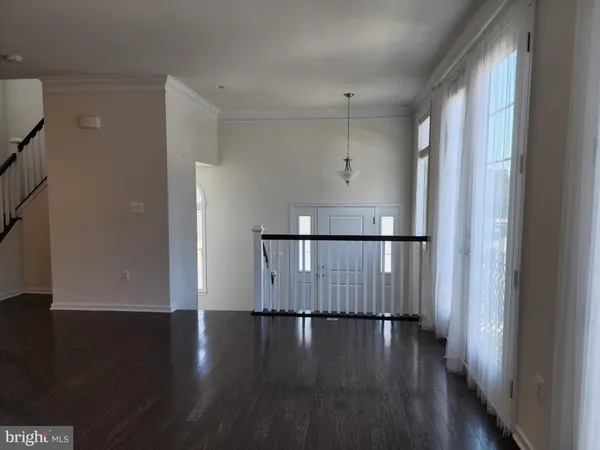 $3,500 | 25020 Cambridge Hill Terrace, Chantilly, VA 20152