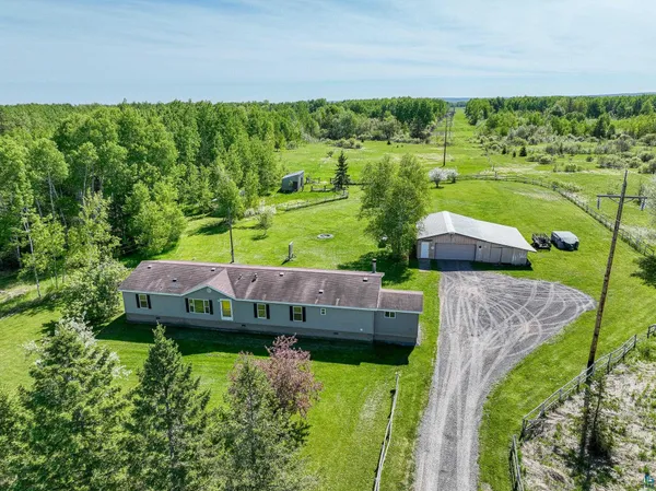 $300,000 | 5404 Midbon Road, Superior, WI 54880