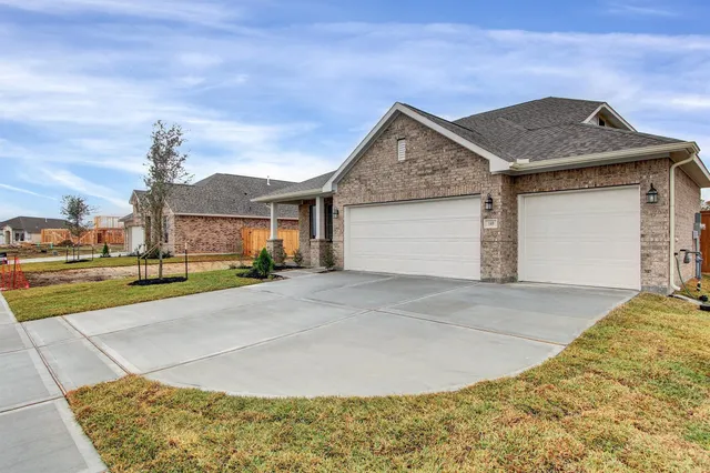 $351,990 | 149 Angelina Trail, Dayton, TX 77535