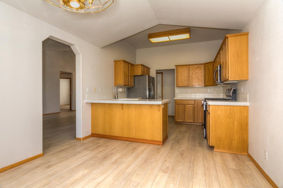 3207 Southwest 35th Street Redmond, OR 97756 - Photo 16 of 39 View of kitchen from dining area