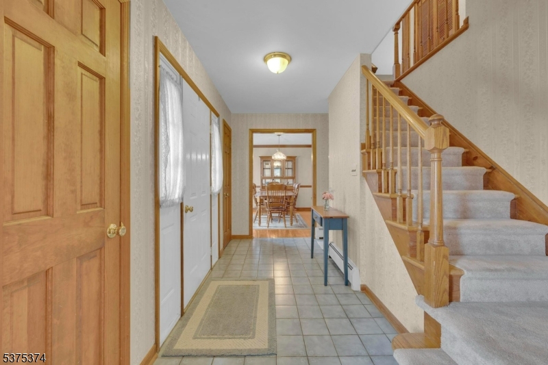 168 Little Philadelphia Road Washington, NJ 07882 - Photo 8 of 45 Gallery Image 8